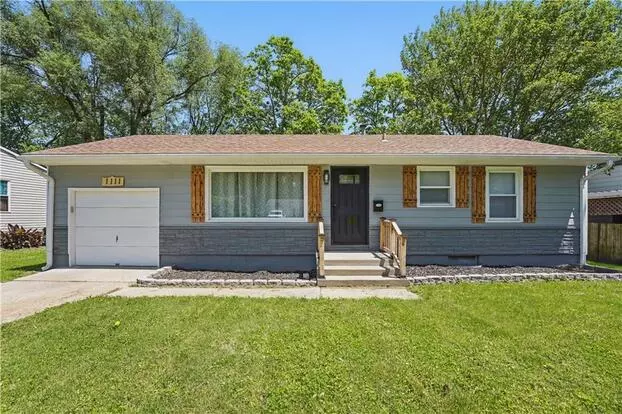 1111 N Indian Ln Apartment for rent in Independence, MO