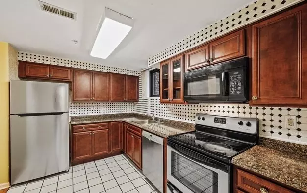 Spacious, 2-bedroom, 2-bath Condo Apartment for rent in Baltimore, MD