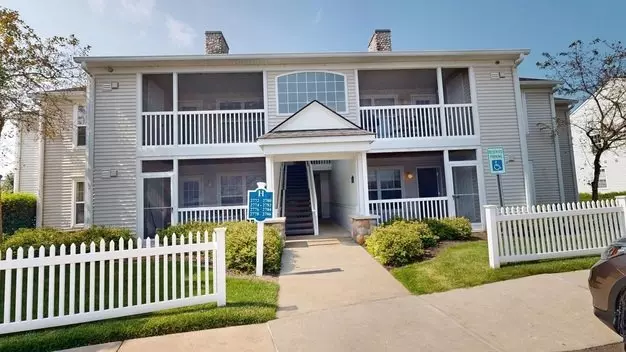 Fantastic Location Near Shopping, Restaurants, North Campus,um Medical Apartment for rent in Ann Arbor, MI