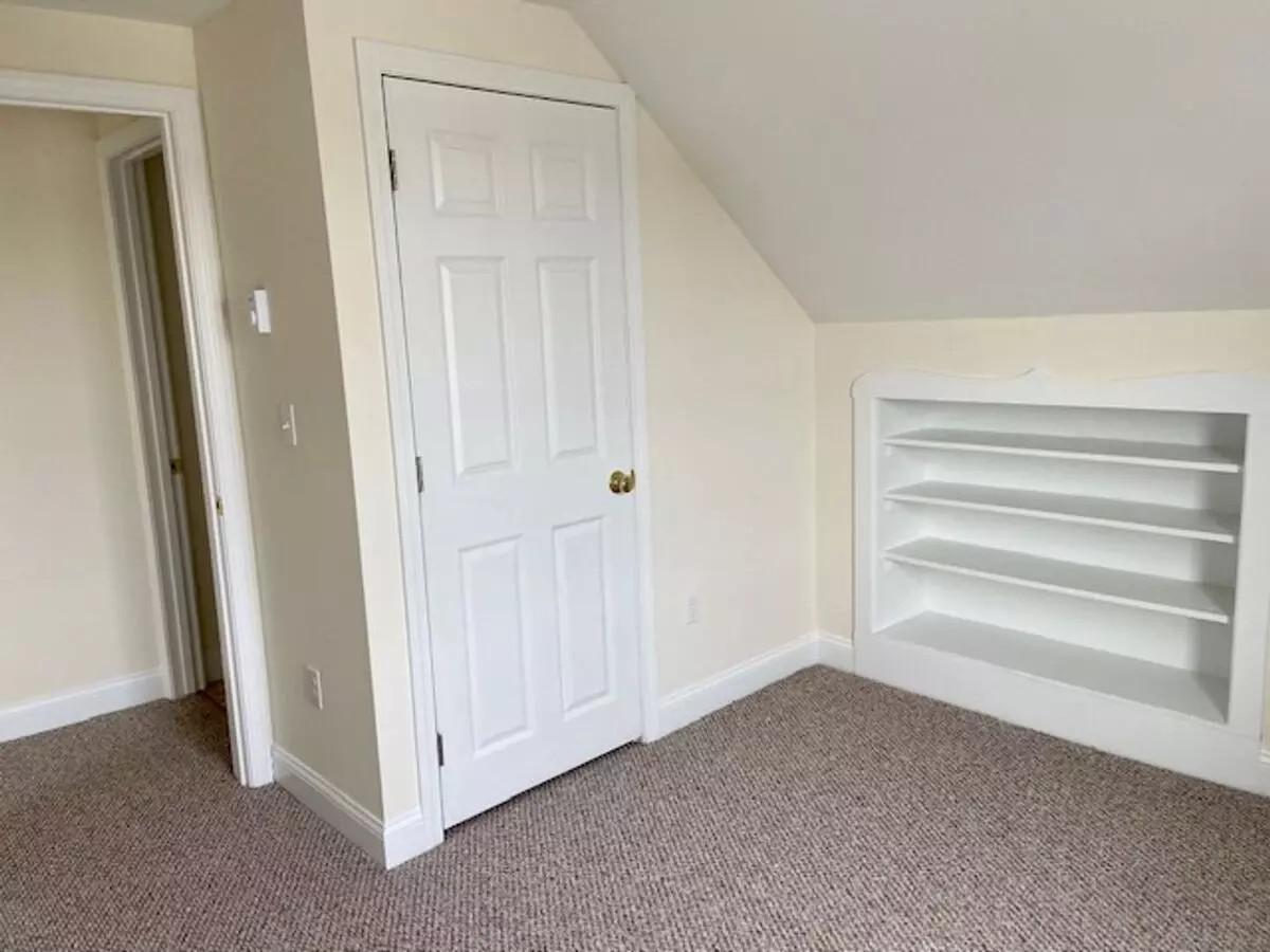2 Bay Rd Apartment for rent in Newmarket, NH