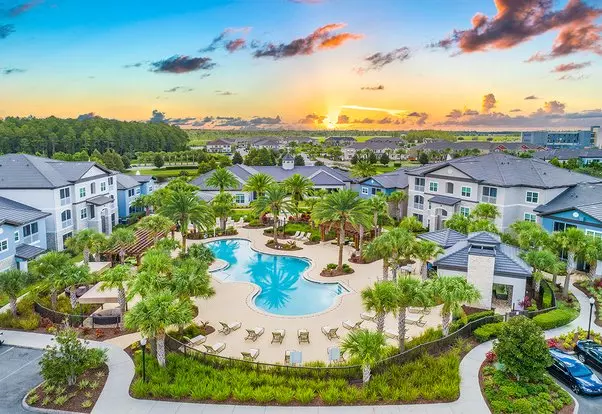 MAA Randal Lakes Apartment for rent in Orlando, FL