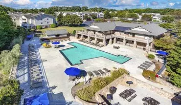 2 of 32 MAA Trinity Apartment for rent in Raleigh, NC