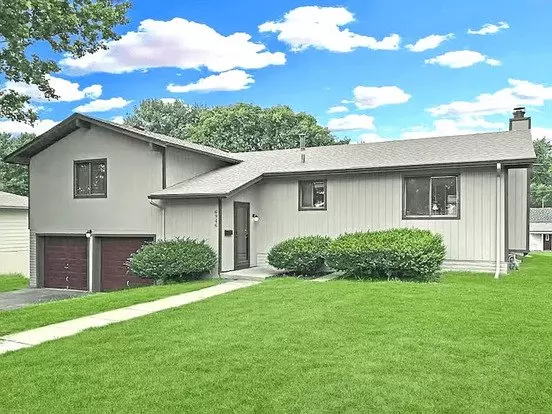Spacious 4‑bed Westside Home Apartment for rent in Omaha, NE