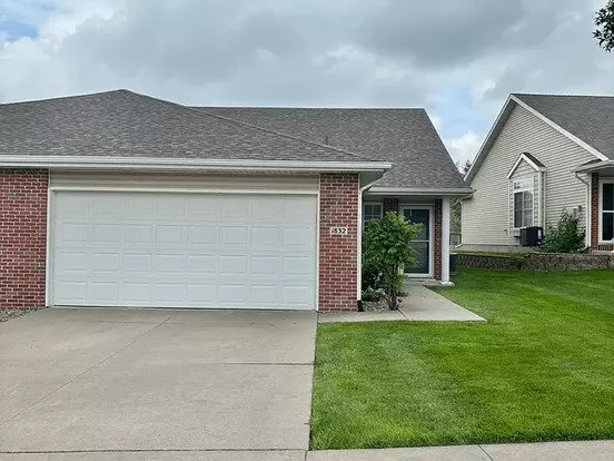 1832 N 176th Ct Apartment for rent in Omaha, NE