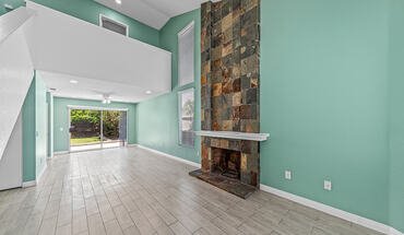 Available Immediately! Apartment for rent in Fontana, CA