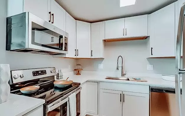 Marina Grande North Apartment for rent in Holly Hill, FL