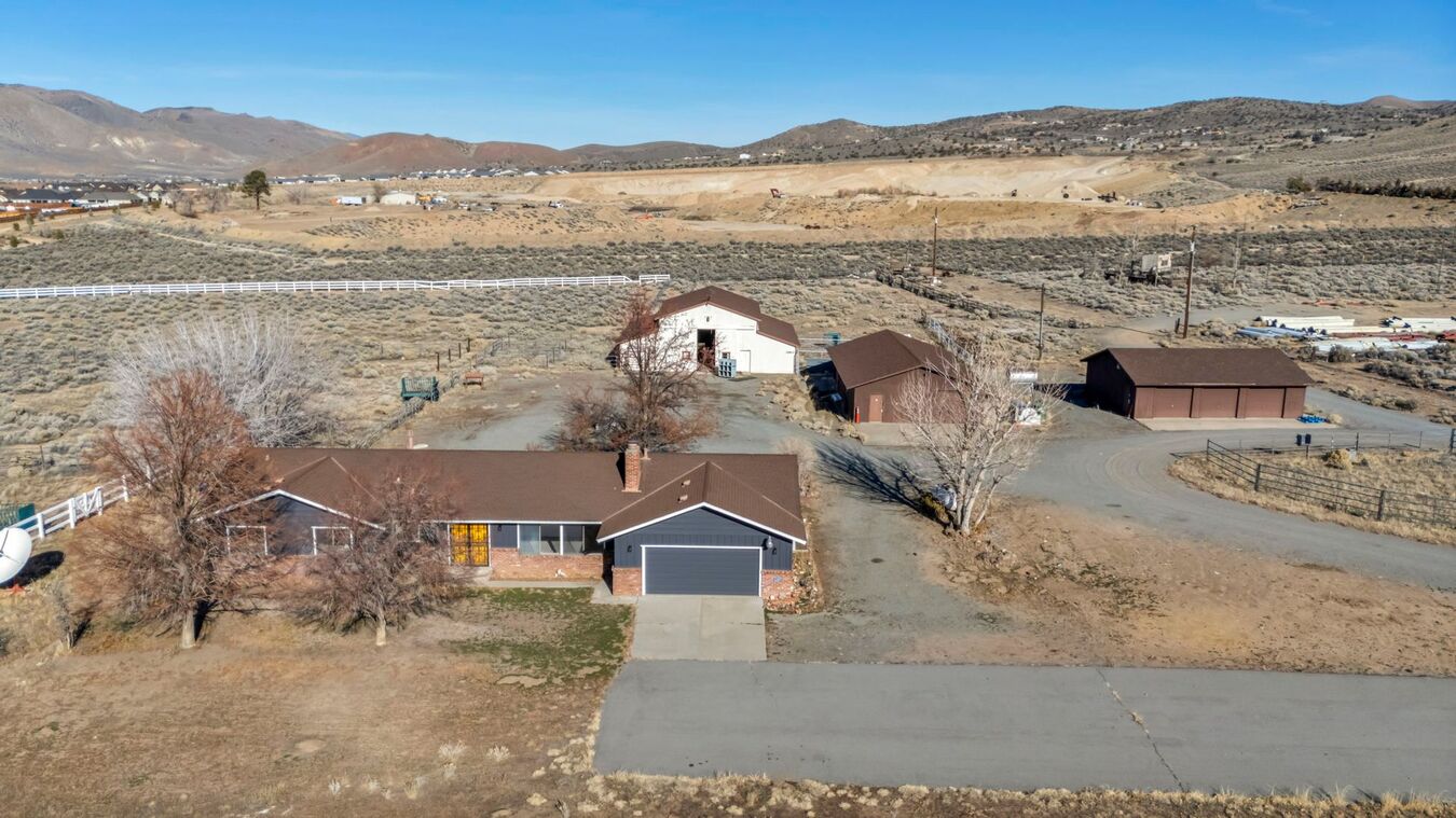 20 Acre Ranch With House, Barn, Separate... Apartments Sparks, NV