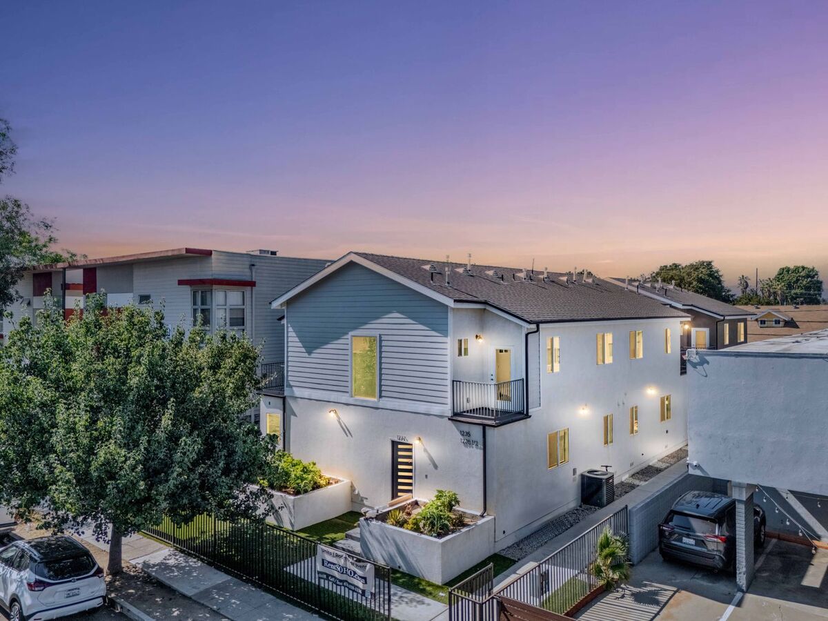 Soho Partners 1235 Apartments Los Angeles, CA | Rentable