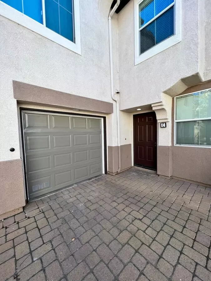 Montego Bay 2 Bedroom Condo With Amazing Views Of The Pool House for rent in Murrieta, CA
