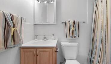 St. Charles Square Apartment for rent in Carol Stream, IL