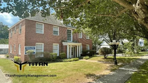 Charming Downtown Apartment Apartment for rent in Benton, AR