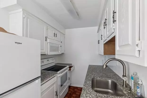 North Orianna Apartment for rent in Philadelphia, PA
