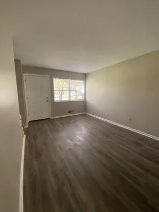 Sanborn Place Apartment for rent in Columbus, OH Sanborn Place Apartment for rent in Columbus, OH