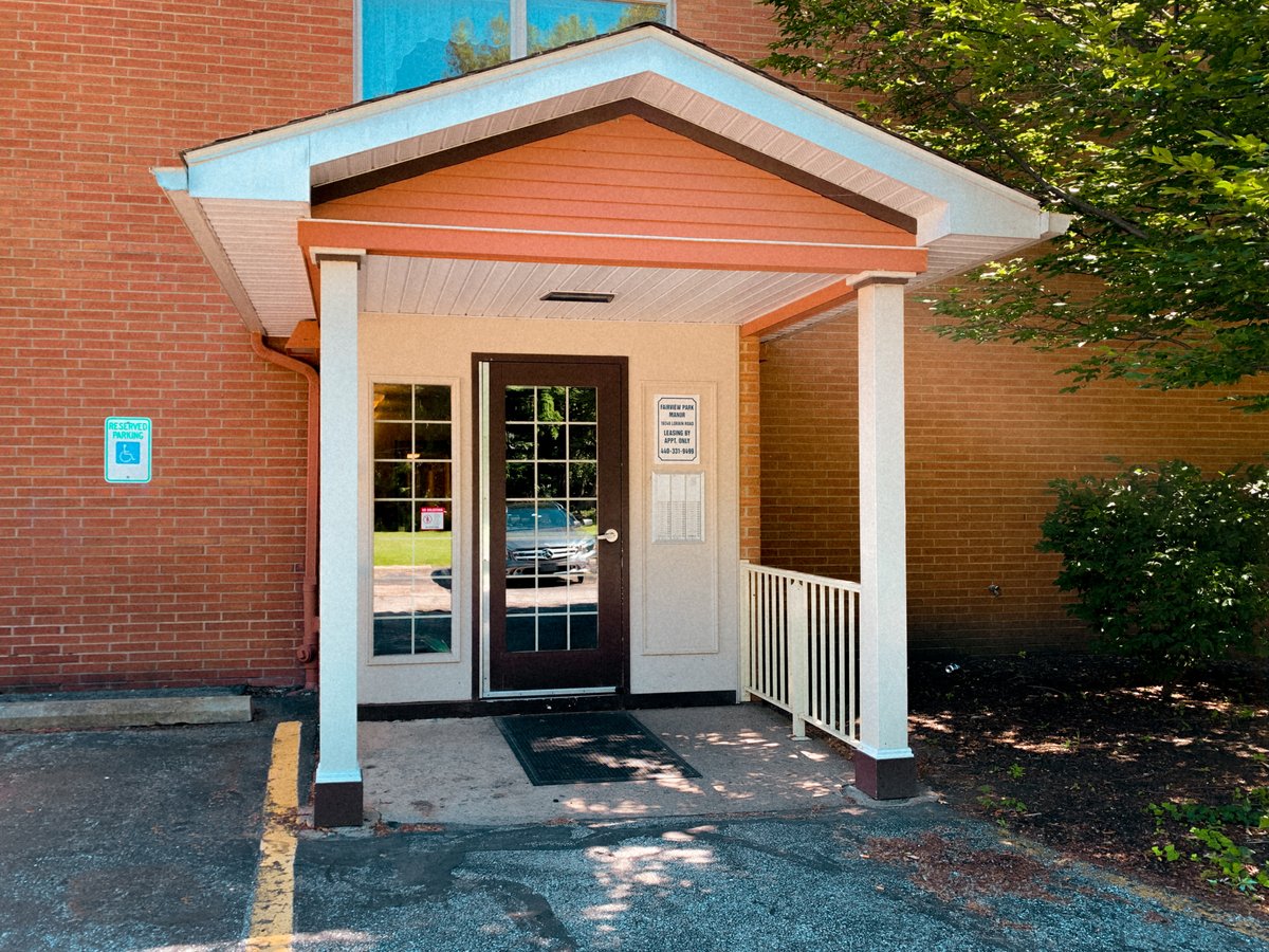 Fairview Park Manor Apartments Fairview Park, OH Rentable