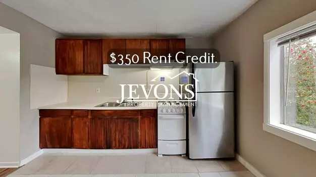 718 Yakima Ave Apartment for rent in Tacoma, WA