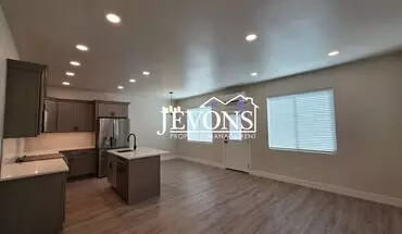 4 of 98 413 S 97th Ave Apartment for rent in Yakima, WA