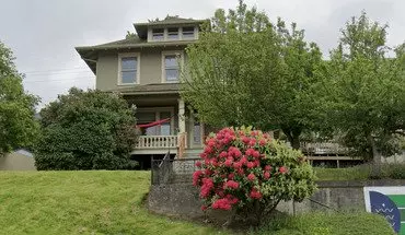 2 of 40 1010 N Garden St Apartment for rent in Bellingham, WA
