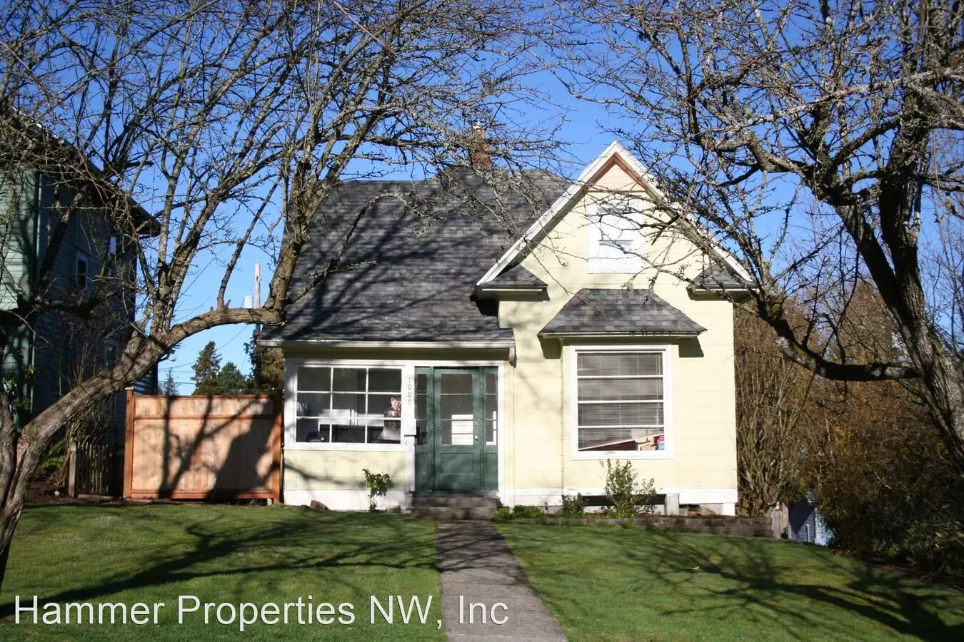 1009 Mason St House for rent in Bellingham, WA