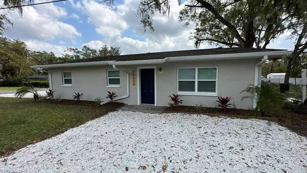 9th Street Apartment for rent in Zephyrhills, FL