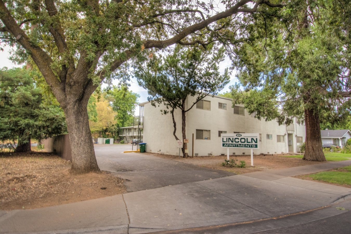 Lincoln Apartments 474 E 12Th St Chico, CA Rentable