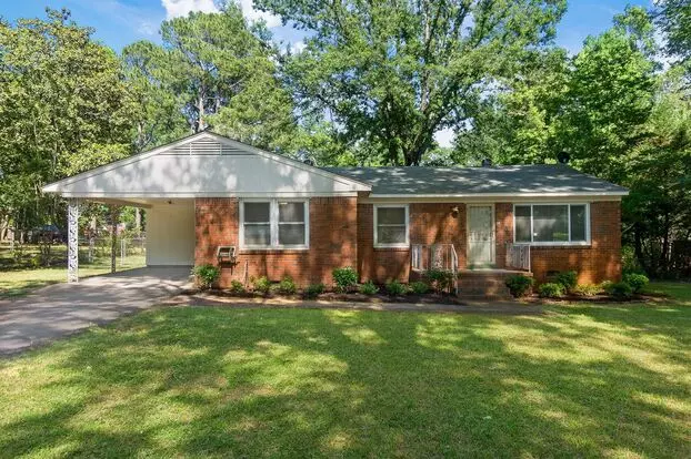 Newly Renovated 3br/2b Home In Whitehaven Apartment for rent in Memphis, TN
