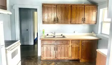 3 of 7 1408 Washington Ave House for rent in Port Huron, MI