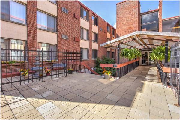 2302 University Avenue Apartment for rent in Madison, WI