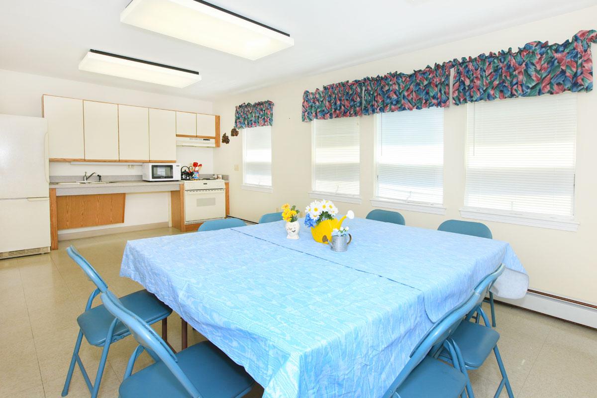 Pineview Apartments 240 Elm St Newport, ME Rentable