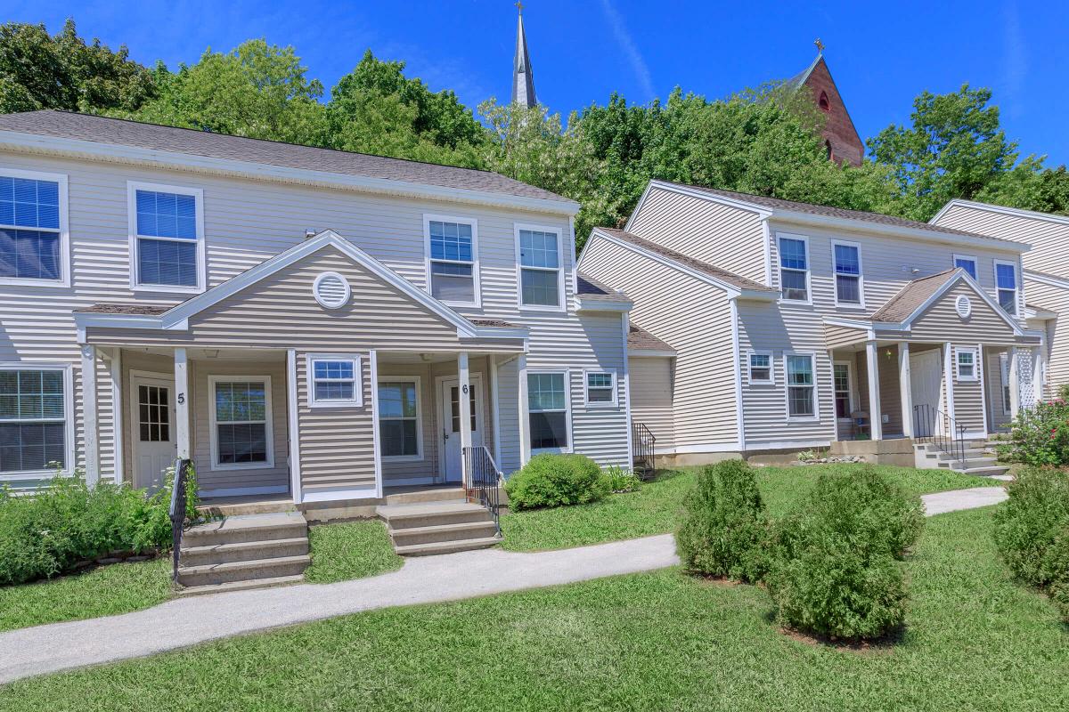 The Heights Apartments 44 Boyd St Bangor, ME Rentable