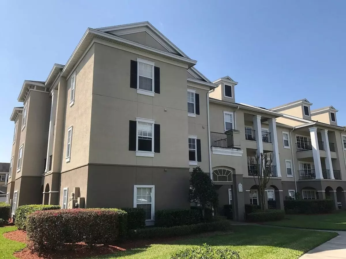 3rd Floor Condo; Gated Community; Resort Style Amenities; Water And Alarm Monitoring Included Apartment for rent in Orlando, FL