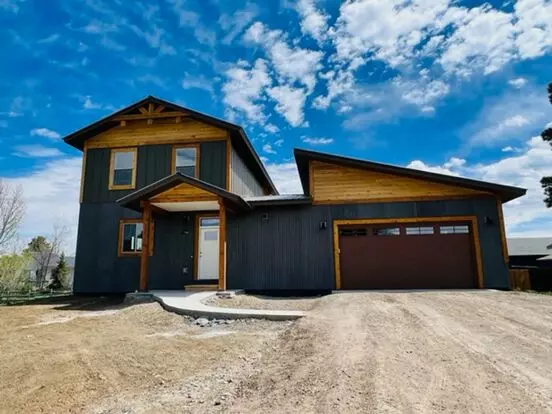 Brand New! Industrial Exterior Chic. 3 Bedroom, 3 Bath Home. Apartment for rent in Pagosa Springs, CO