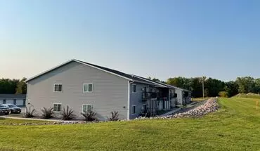 3 of 27 Riverside Crossing Apartment for rent in Greenwood, WI