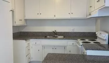3 of 7 Spacious 1 Bedroom Located In Canoga Park! - Move In Ready! Apartment for rent in Canoga Park, CA