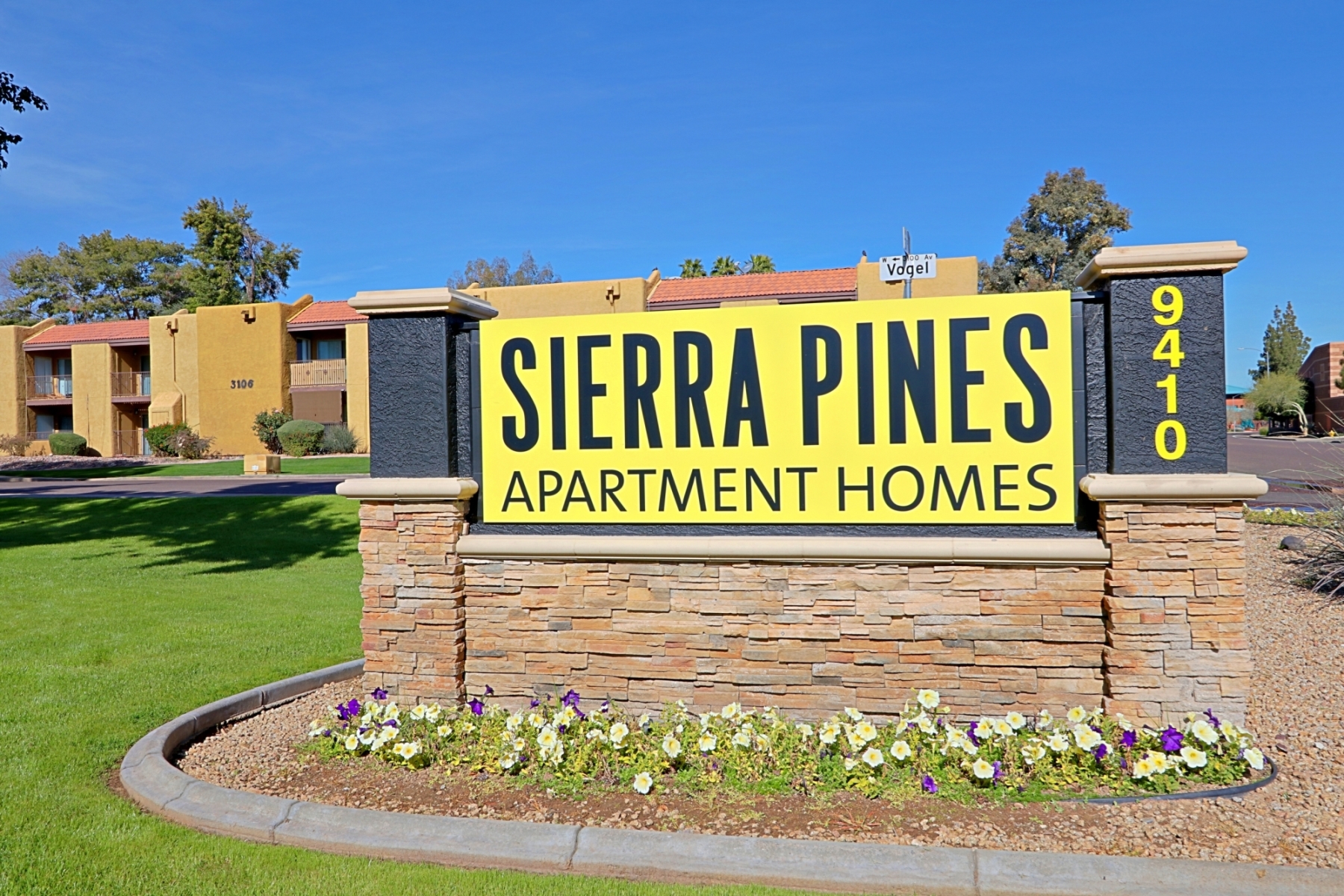 Sierra Pines Apartments, Phoenix (see pics & AVAIL)