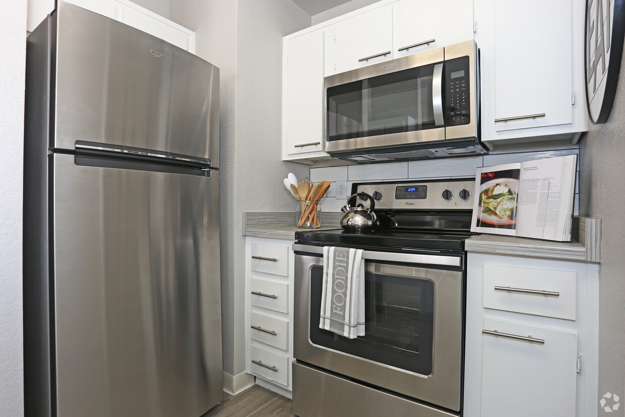 Greentree Place Apartment Homes, Chandler (see pics &amp; AVAIL)