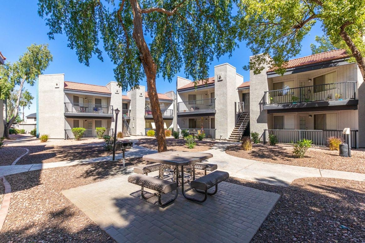 bryan apartments glendale az limarosaofarte