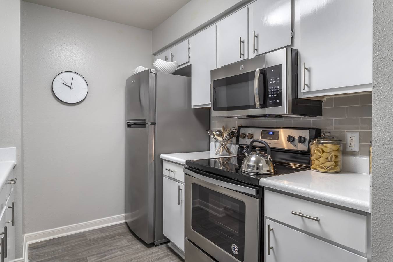 Harbour Point Apartments 16460 Tx3 ster, TX Rentable