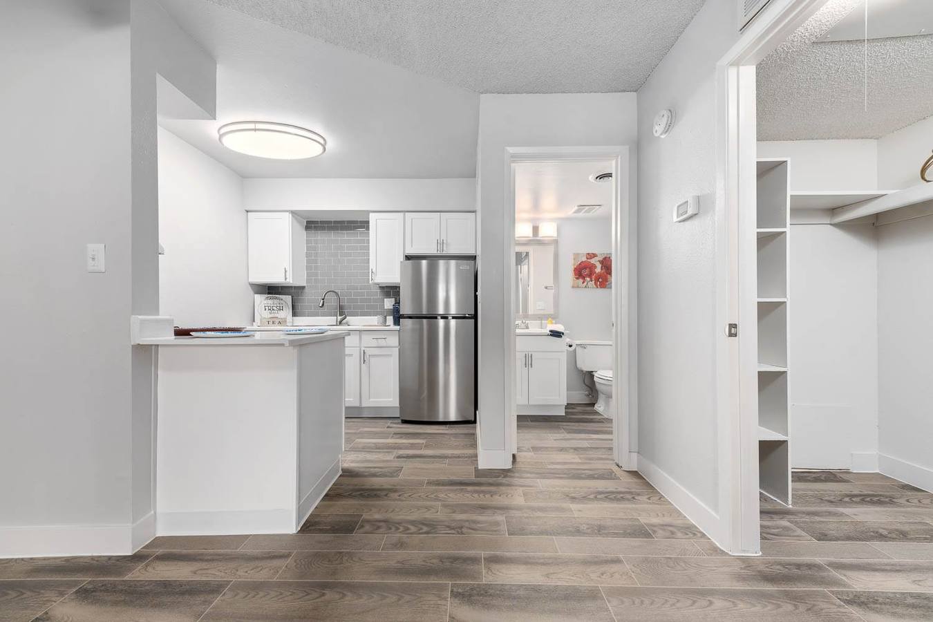 The Enclave Apartment Homes 5555 E 14Th St Tucson, AZ