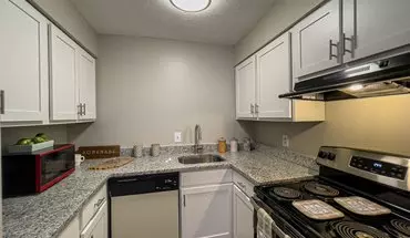 2 of 23 The Monroe Apartment for rent in New Albany, IN