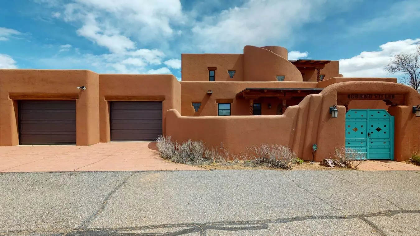 Custom Adobe Style Home In Exclusive Navajo Ridge House for rent in Moab, UT
