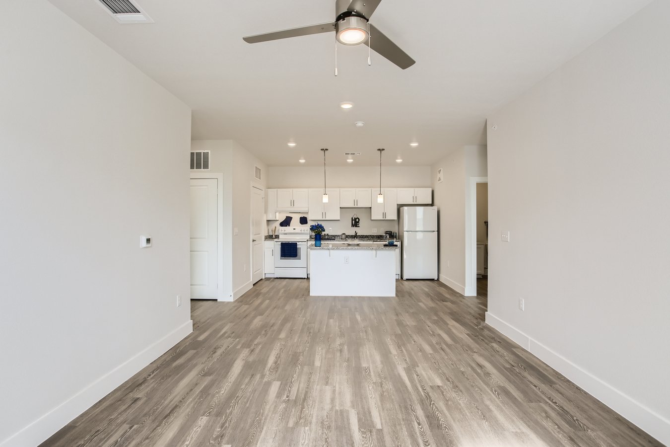 Ridge Apartments 200 Valek Road Ennis, TX