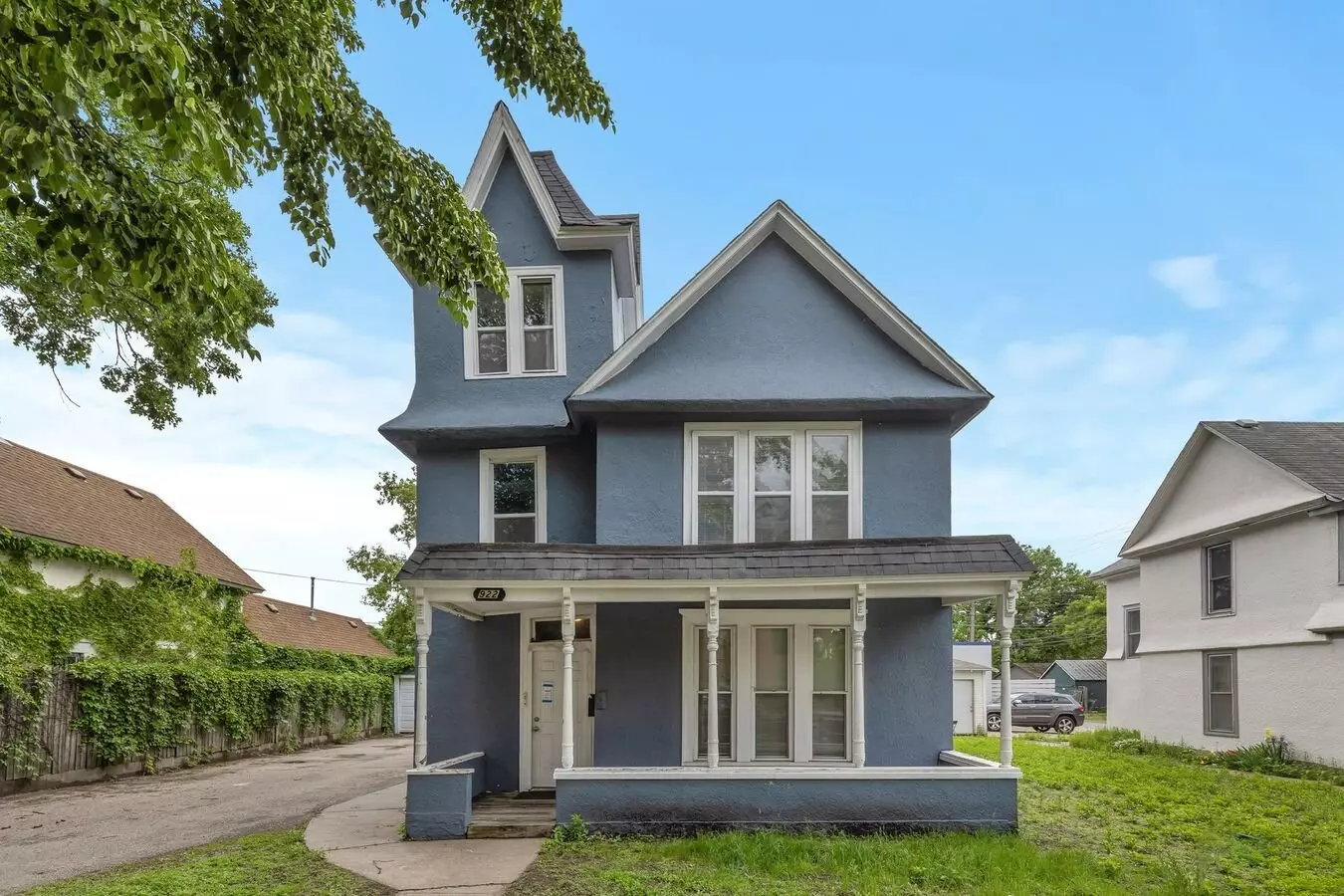 Bruhnding Properties 922 18 1/2 Ave Ne Apartment for rent in Minneapolis, MN
