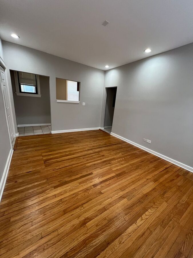 4716 Mlk Lp Apartments - 4716-18 S King Dr Chicago, IL