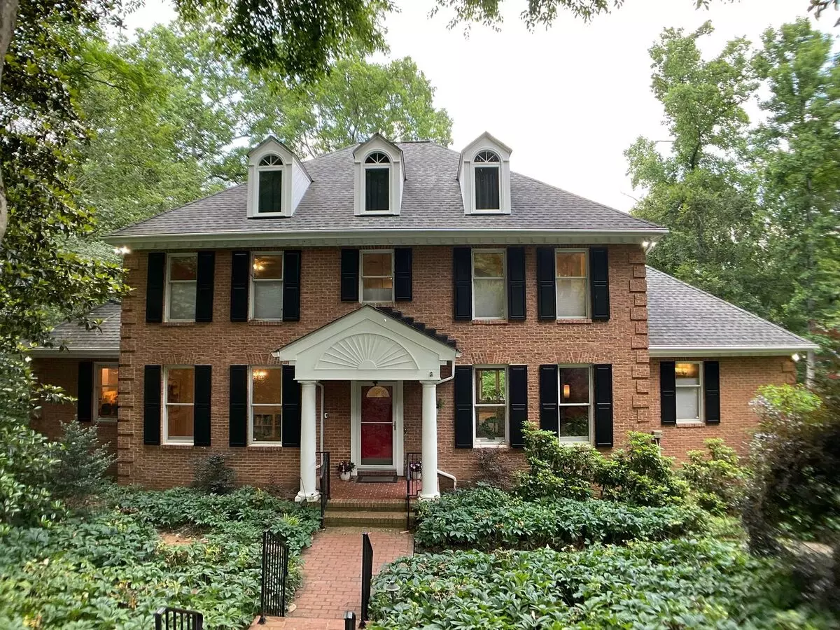 Executive Home In The Heart Of Chapel Hill! House for rent in Chapel Hill, NC
