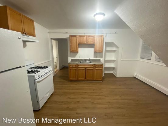 Chestnut Street Apartment for rent in Lynn, MA