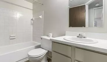 4 of 53 Granada Apartments Apartment for rent in Jackson, MI
