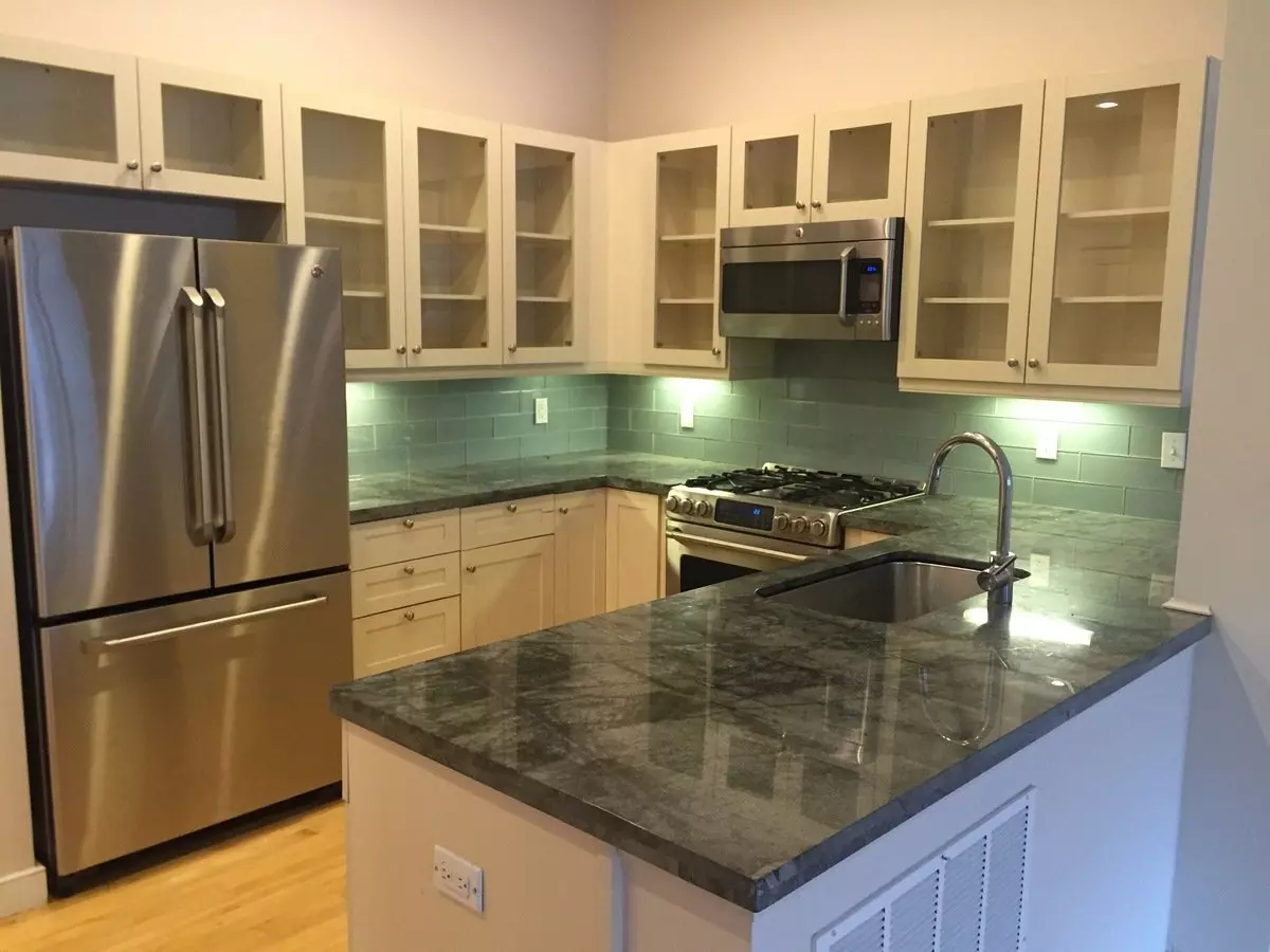 72 Hamilton St. #4 Townhouse for rent in Cambridge, MA