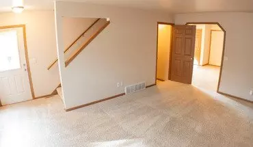 4 of 10 Damon St. and Sterling Dr. Condos Apartment for rent in Eau Claire, WI