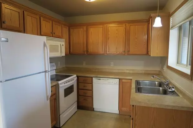 Damon St. and Sterling Dr. Apartment for rent in Eau Claire, WI Damon St. and Sterling Dr. Apartment for rent in Eau Claire, WI