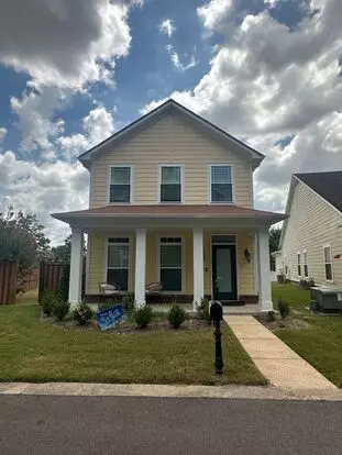 2bd/2.5ba Home Located In Harbor Town! Apartment for rent in Memphis, TN